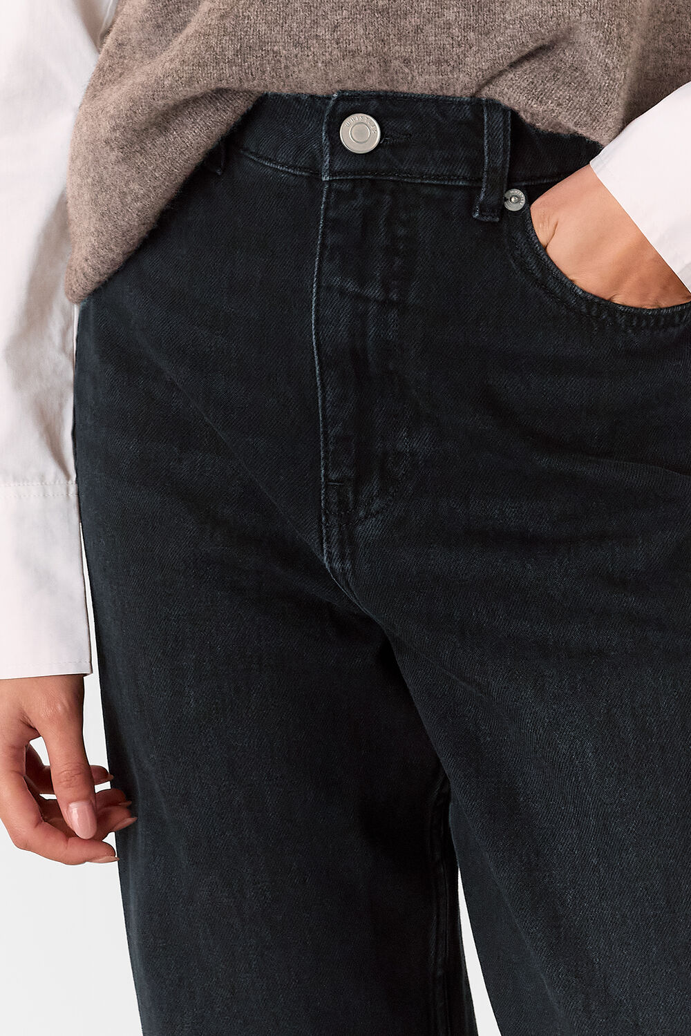 Black Petite Authentic Barrel Leg Jean