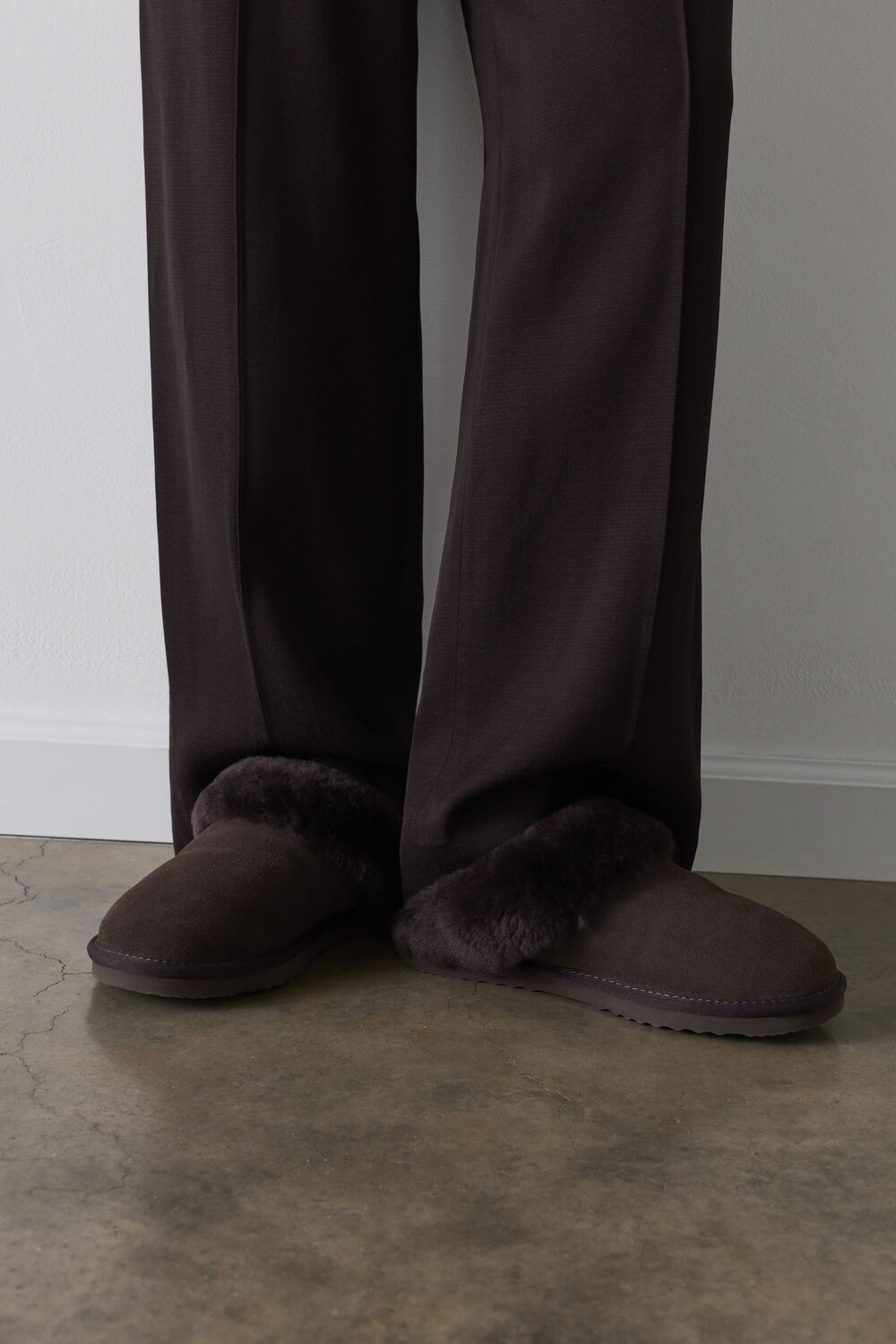 Chocolate Emilia Cuff Slipper