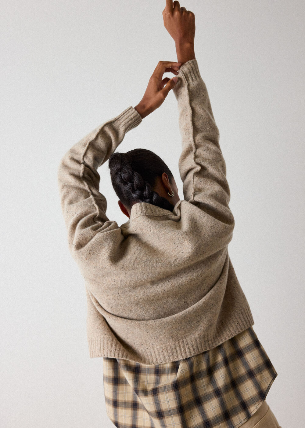 Neutral Wool Curved Hem Knit