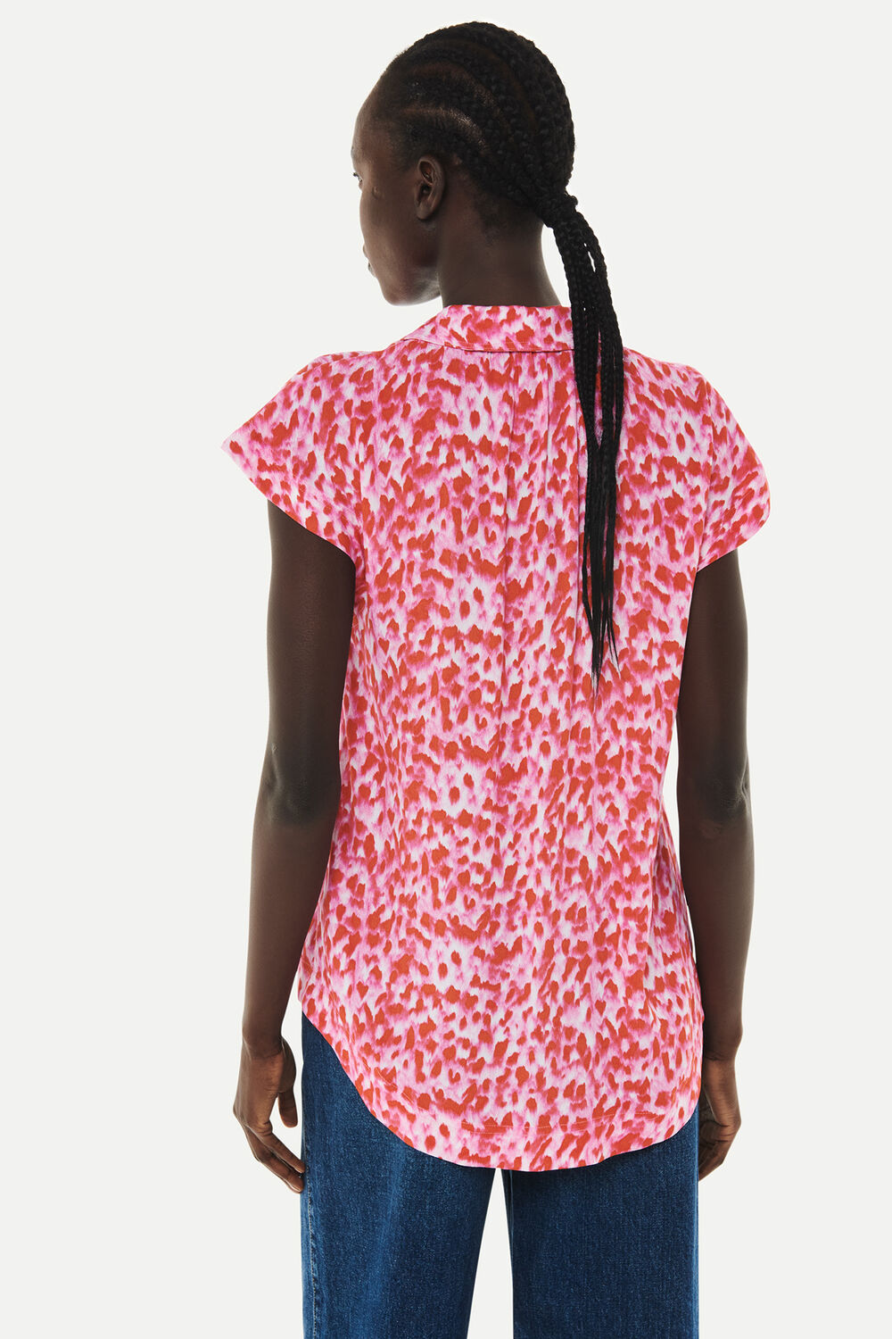 Pink Blurred Strokes Print Shirt