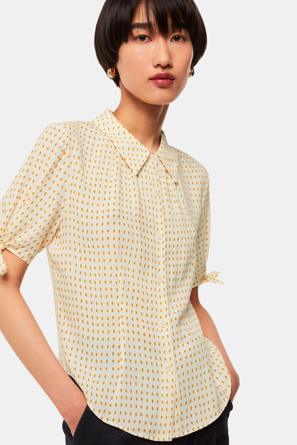 Ivory Oval Spot Tie Sleeve Shirt