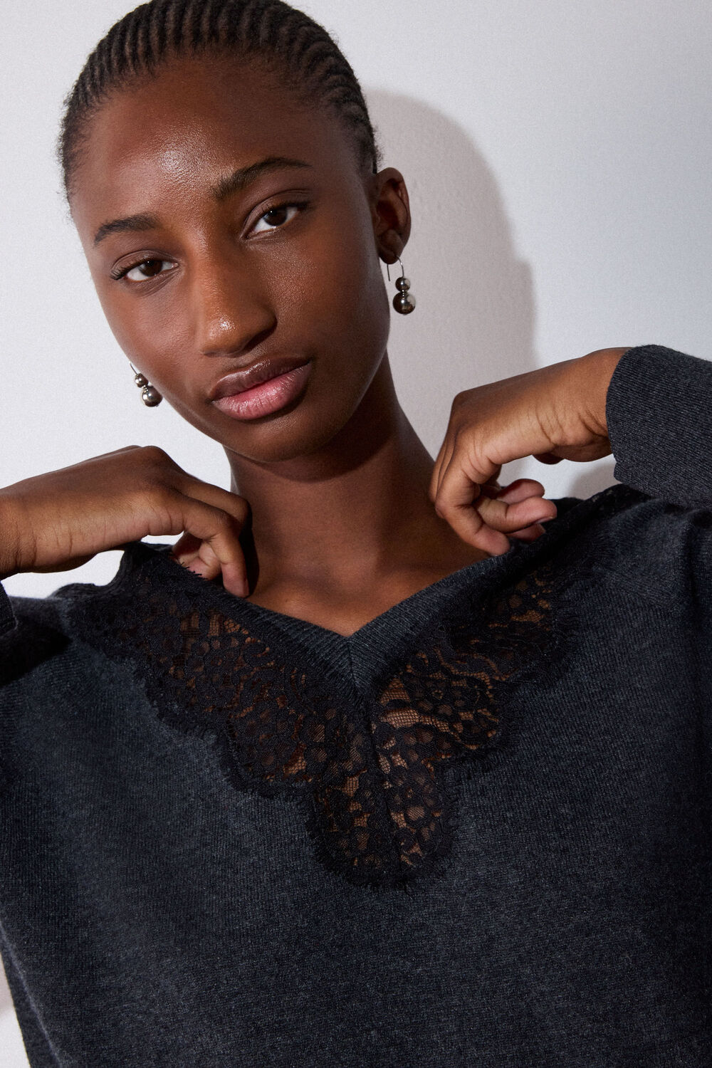 Wool Mix Lace Trim Knit