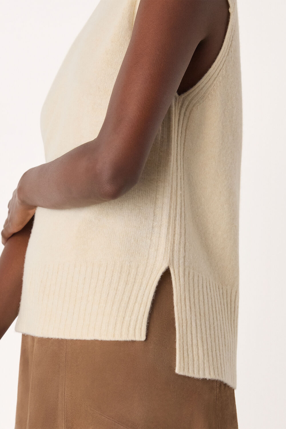 Roll Neck Detail Tank