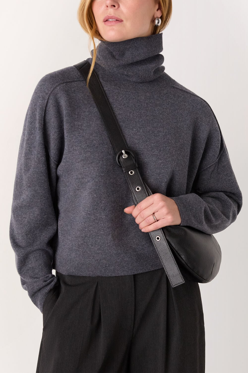 Small Sia Curved Crossbody Bag