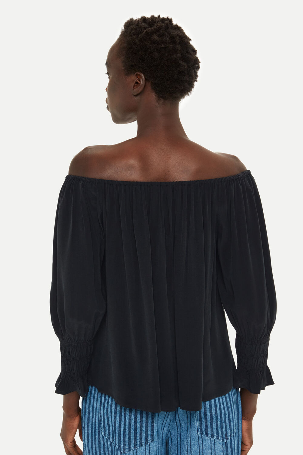 Winoa Off Shoulder Top