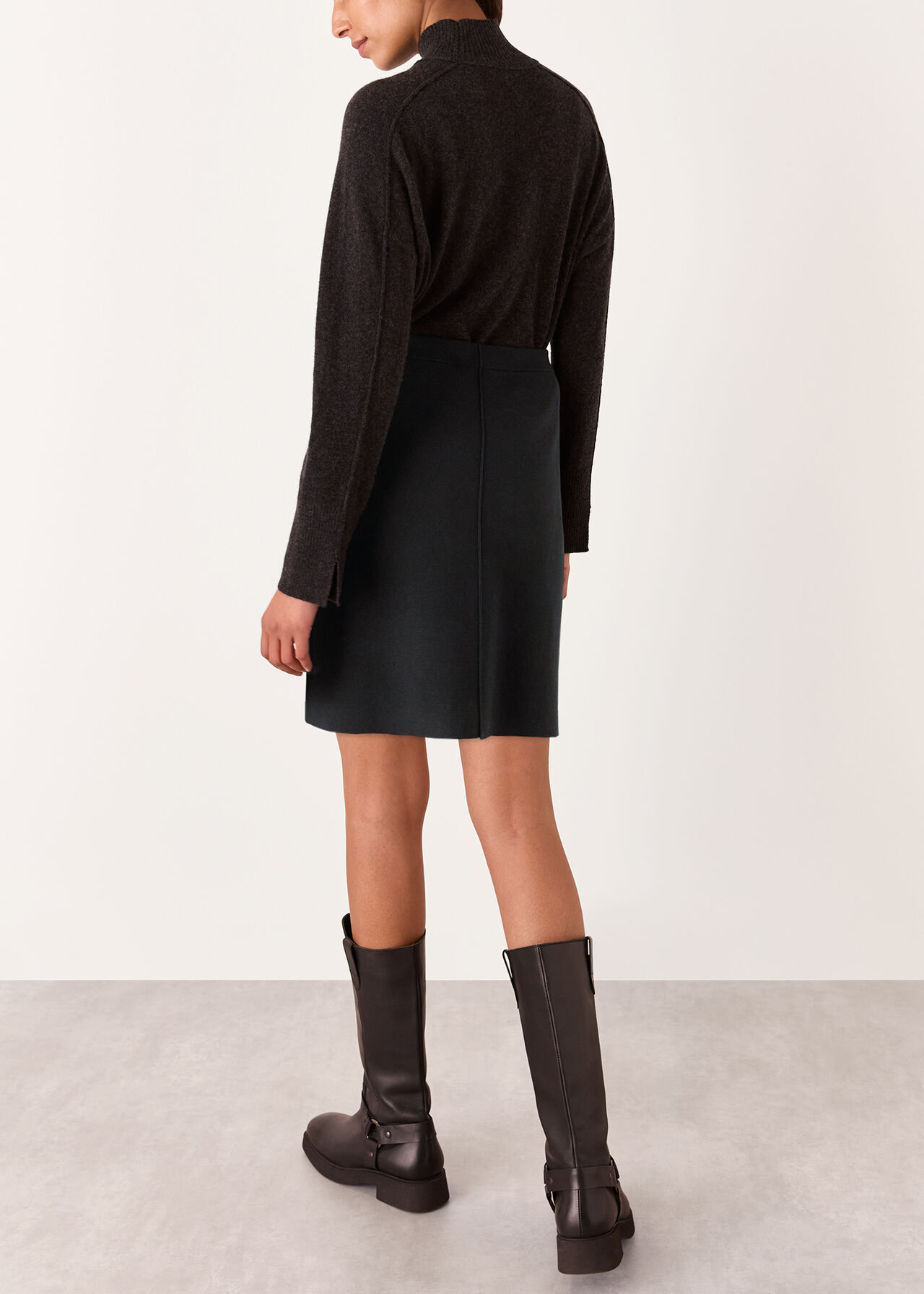 Patch Pocket Knitted Skirt