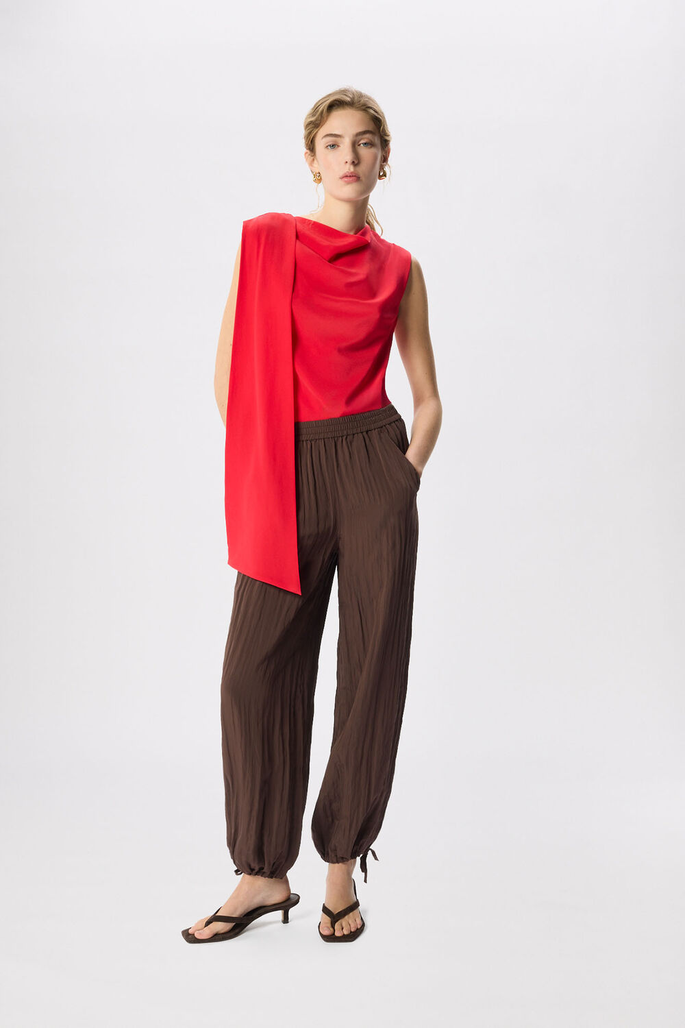Brown Balloon Tie Hem Trousers