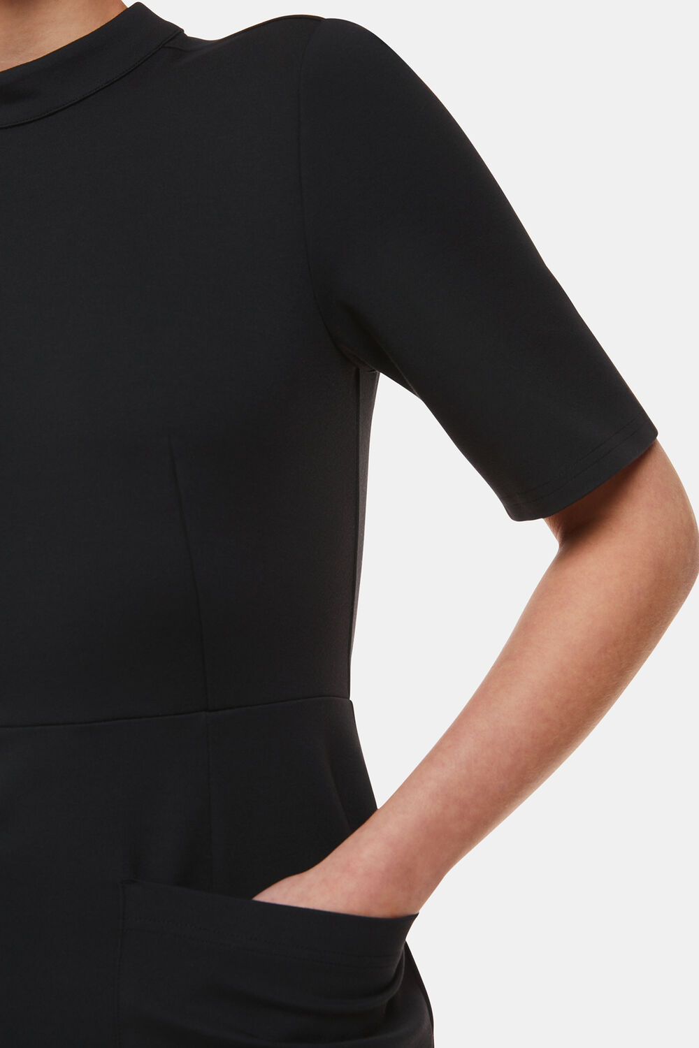 Alma Ponte Shift Dress