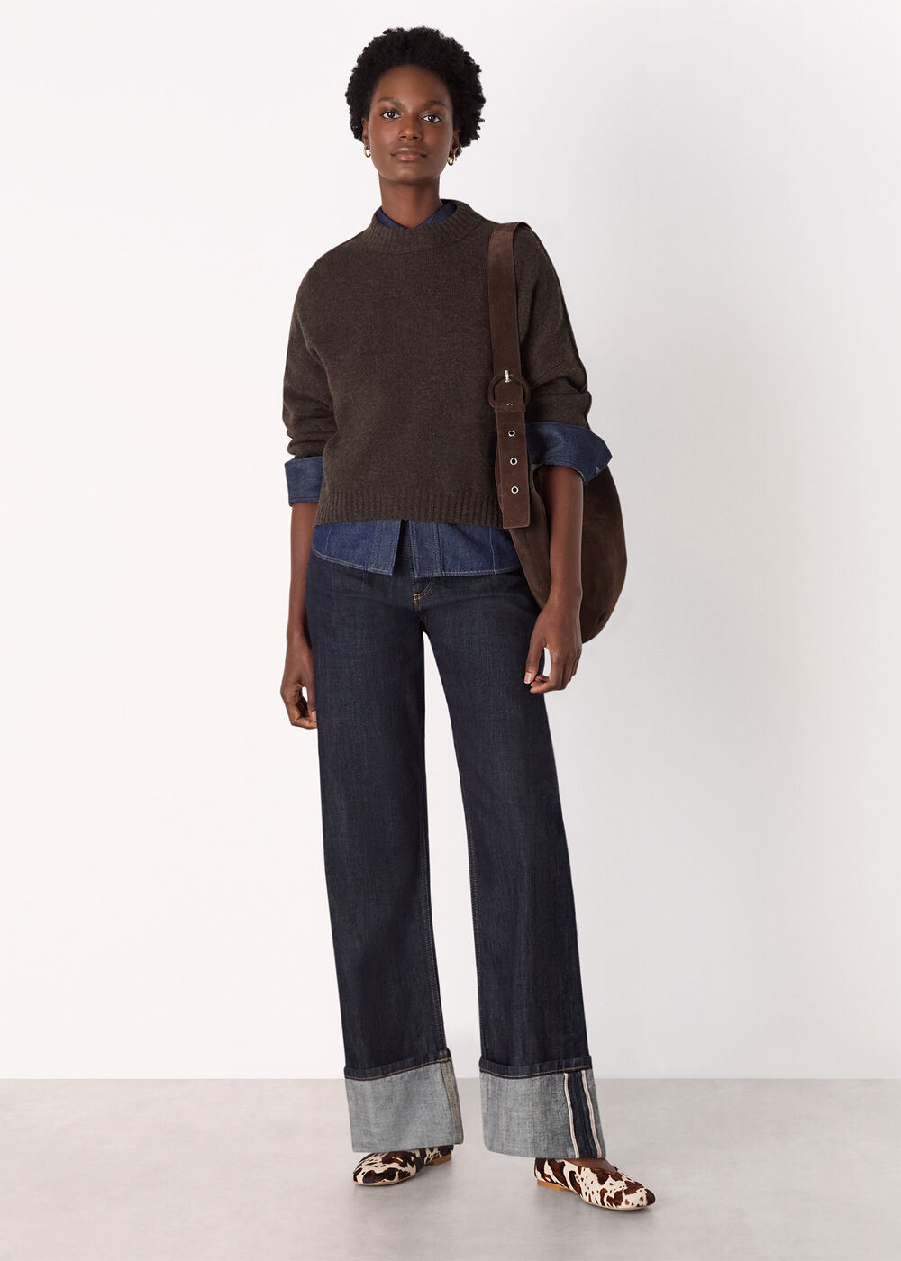 Wool Curved Hem Knit