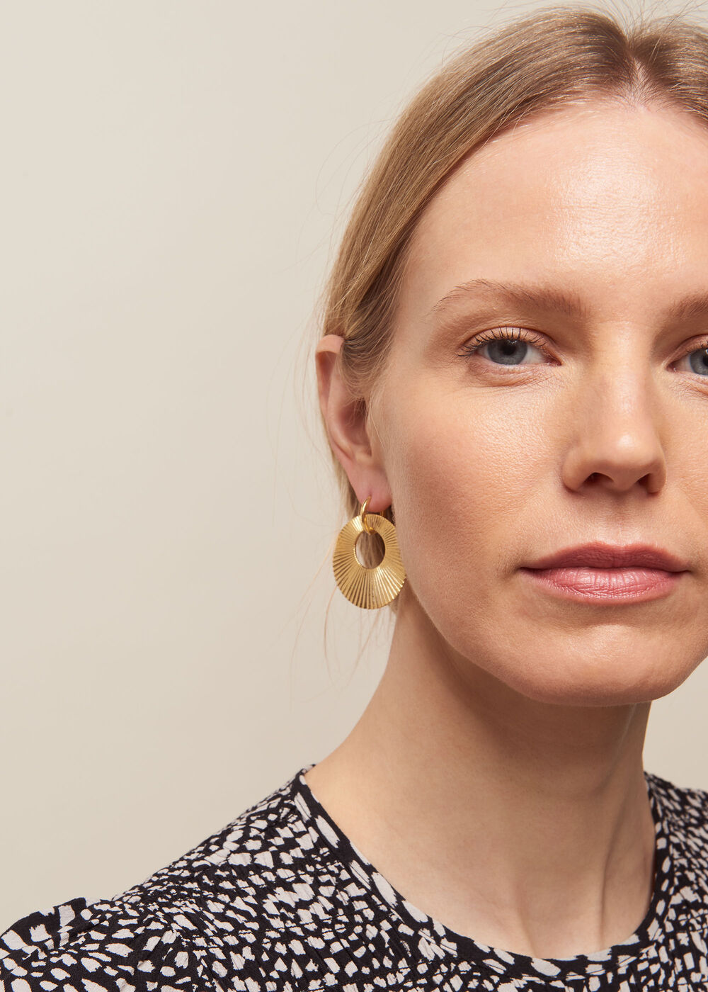 Large Sunray Loop Earring Gold/Multi