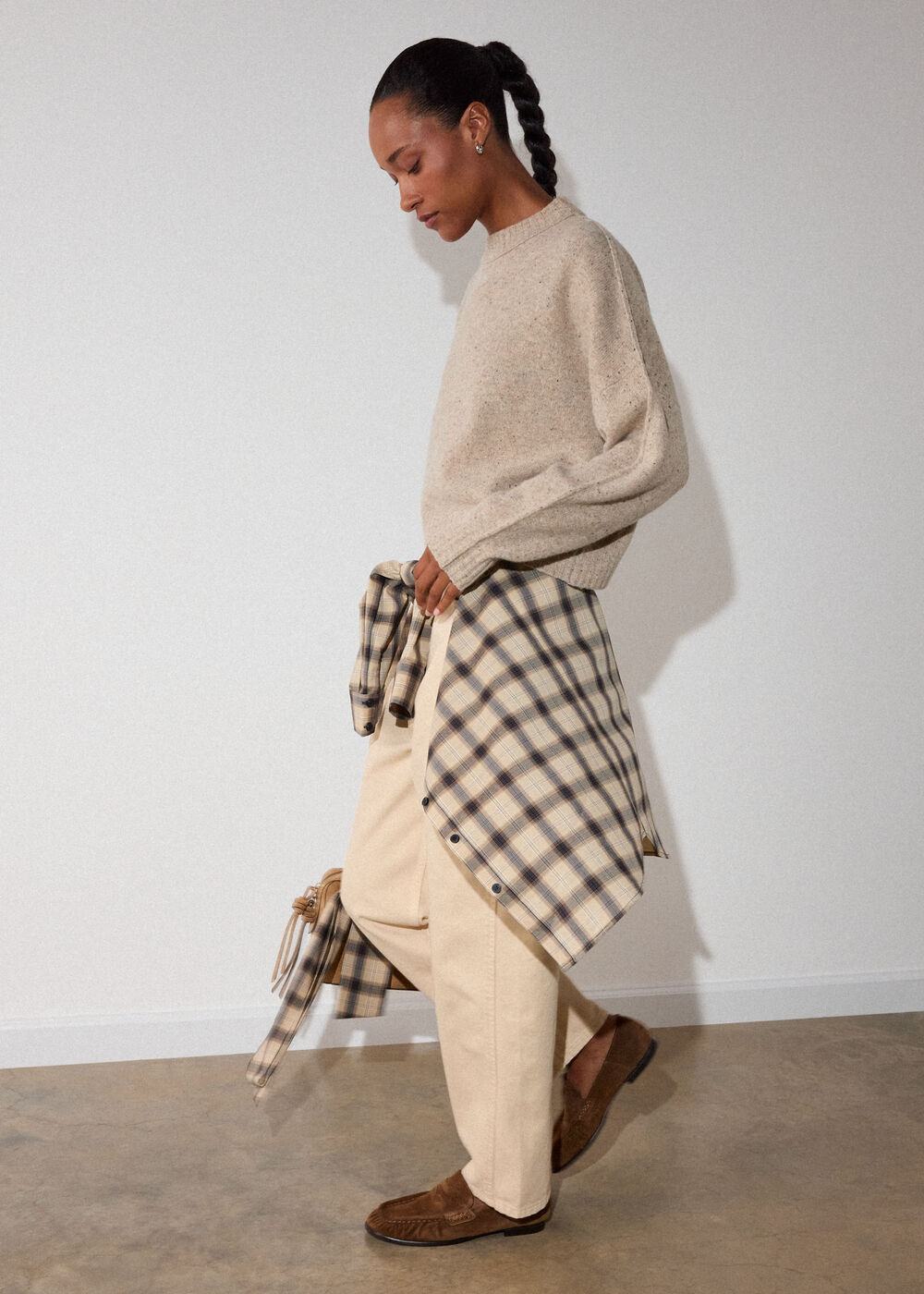 Neutral Wool Curved Hem Knit