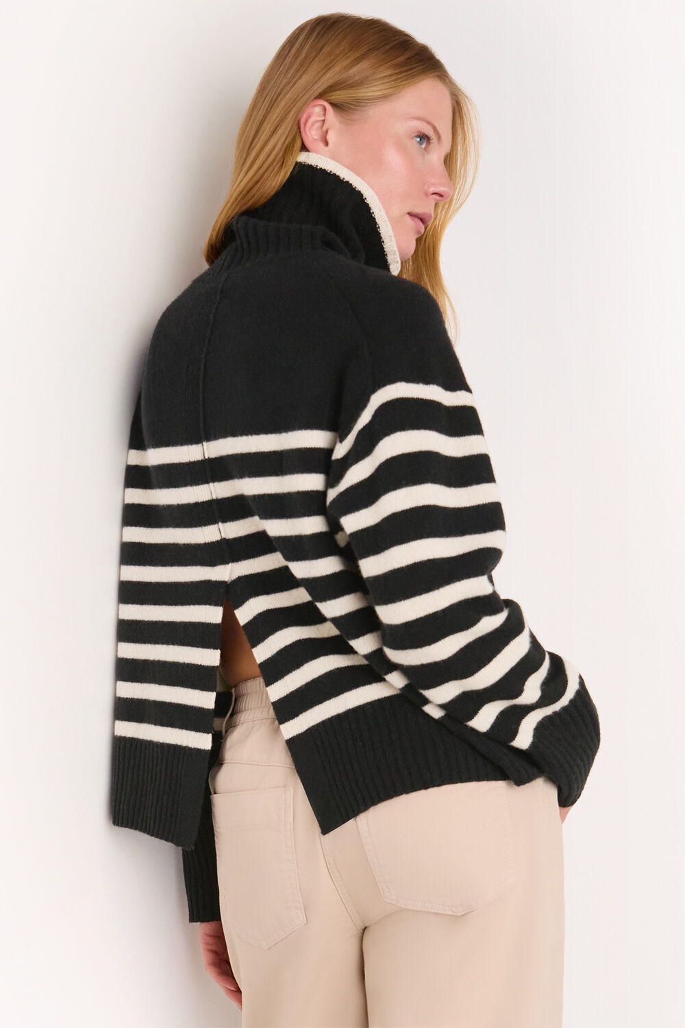 Stripe Wool Roll Neck
