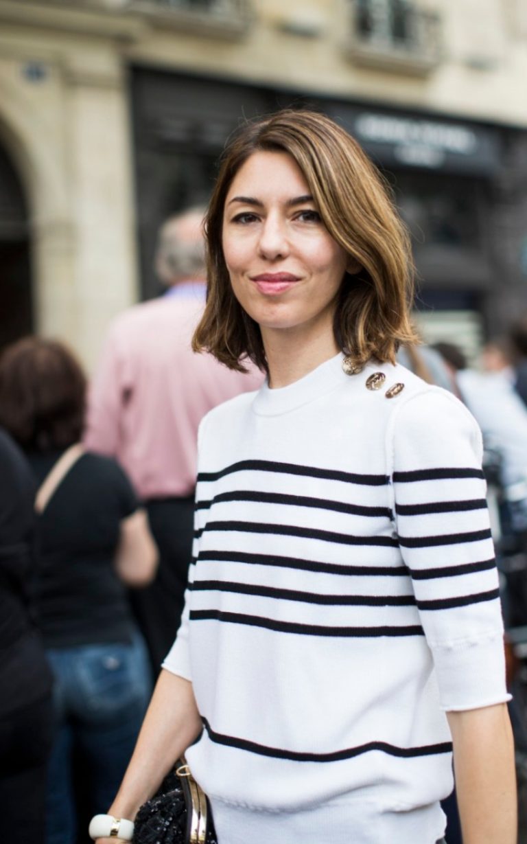 90s Fashion: Sofia Coppola's casual street style in iconic outfits